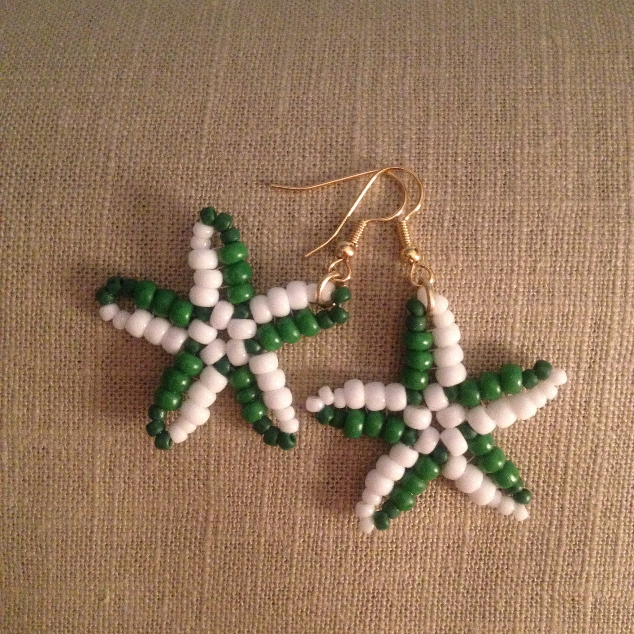 Starfish beaded hand made earrings kelly green white resort cruise wear beachy fun
