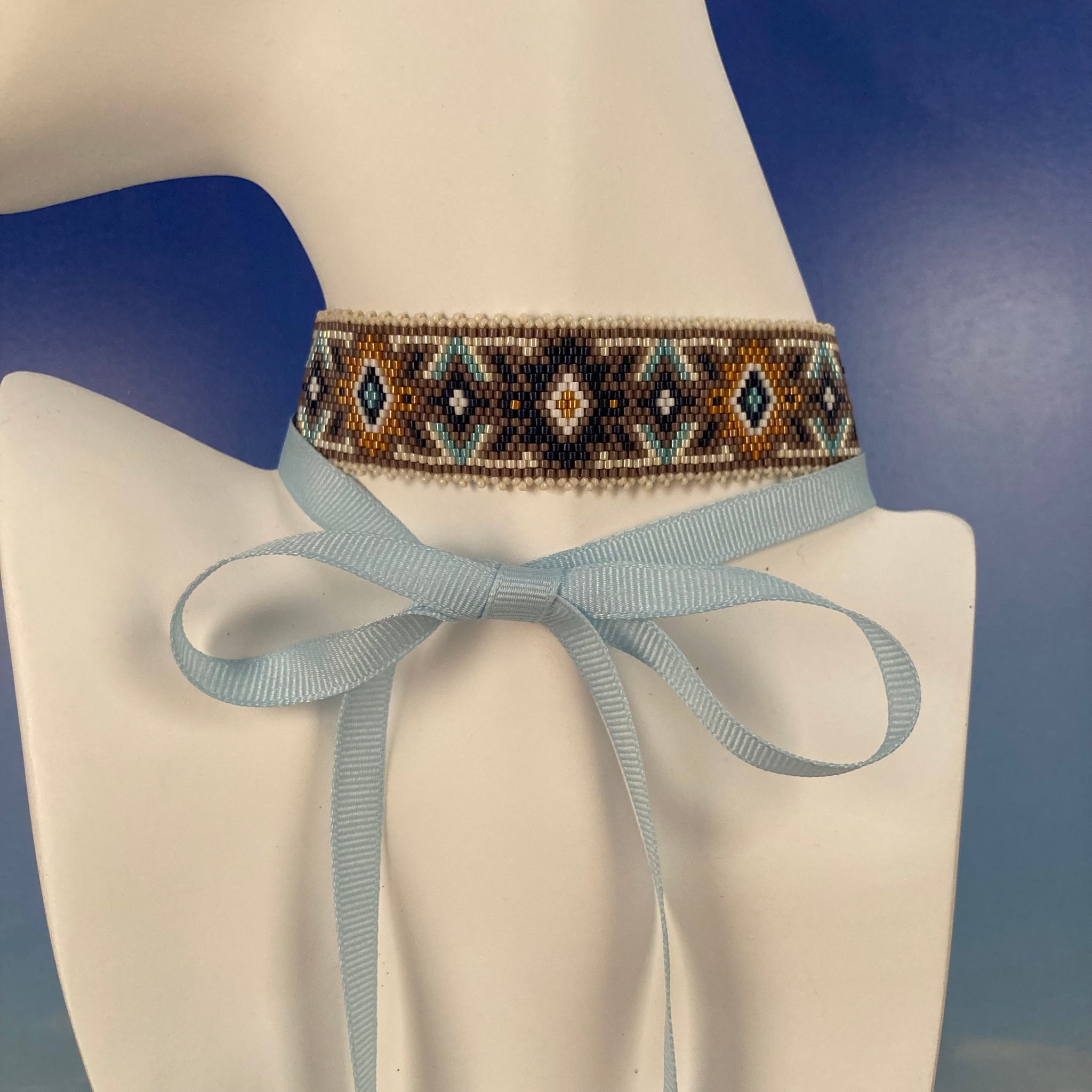 Beaded Choker Southwest 70s Style