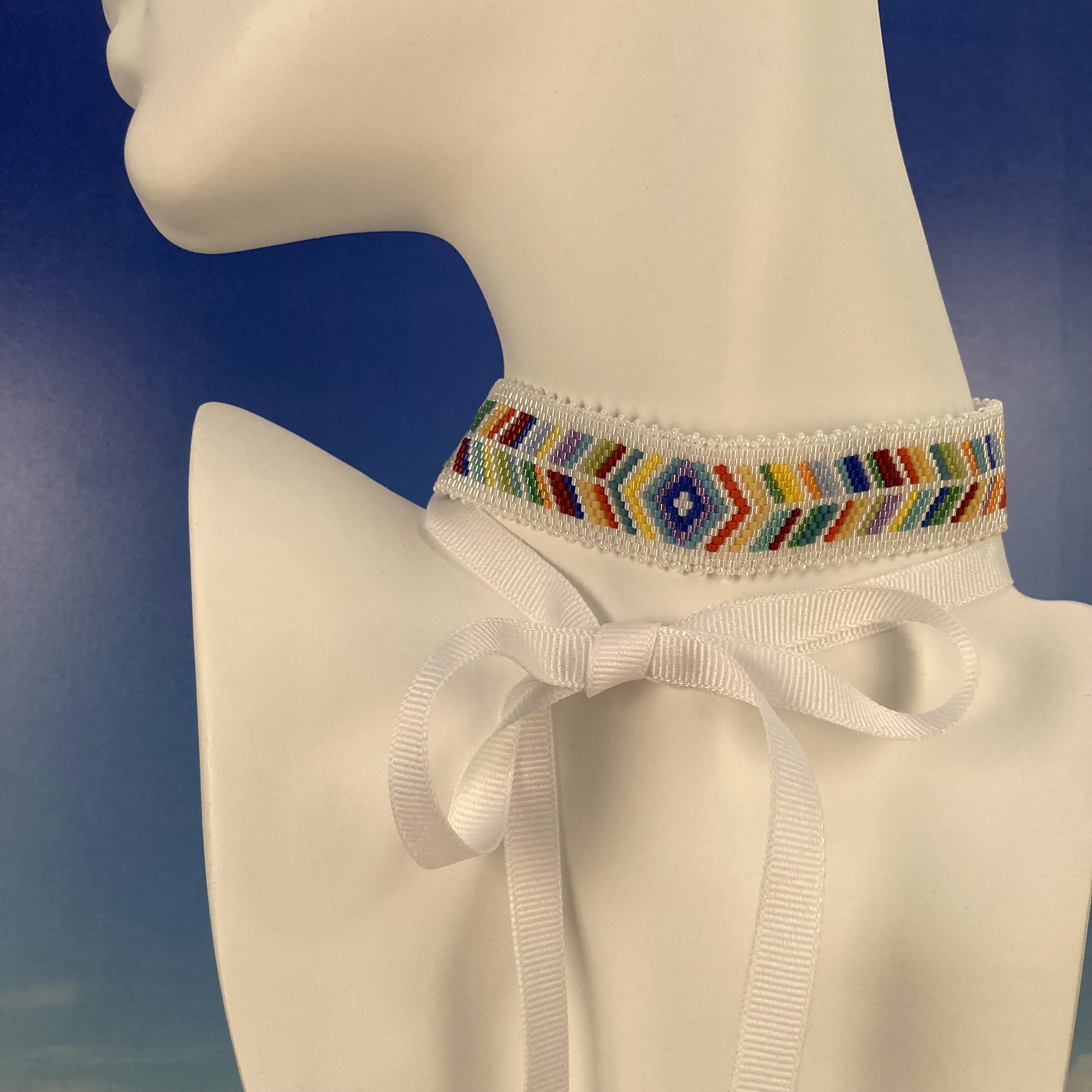 Beaded Choker in Multi Color Arrows