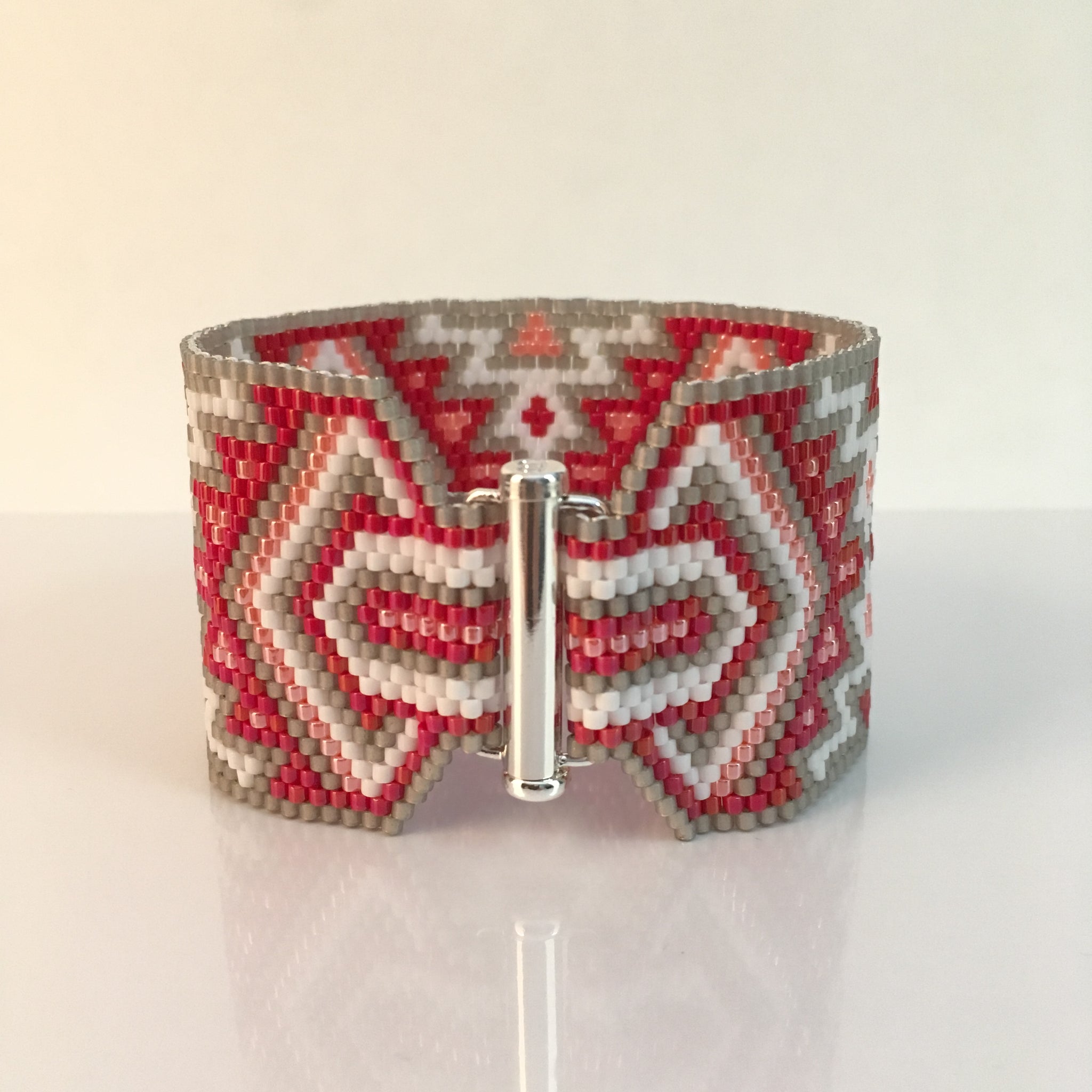 Southwest Style Coral Peach, Red, Grey, and White Peyote Bracelet