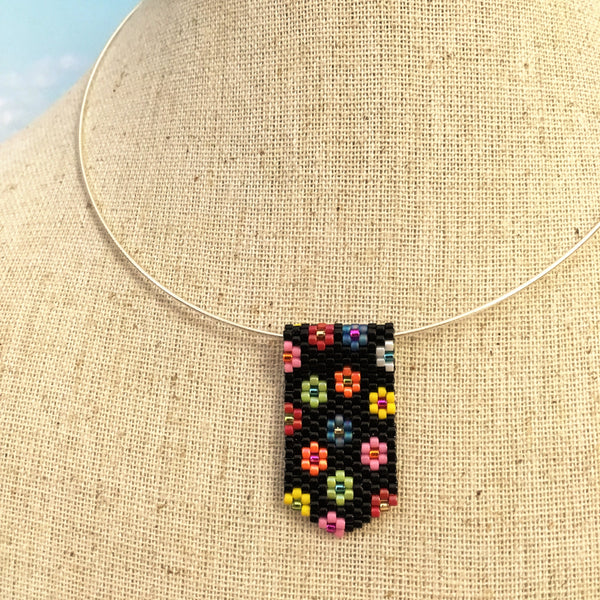 Handmade beaded mini pendant groovy flowers